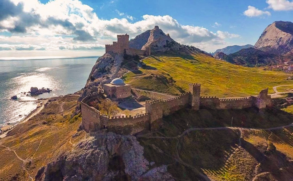 Судакская крепость | JeepTrip - Многодневный  авторский тур по Крыму на внедорожниках "Вокруг Крыма"